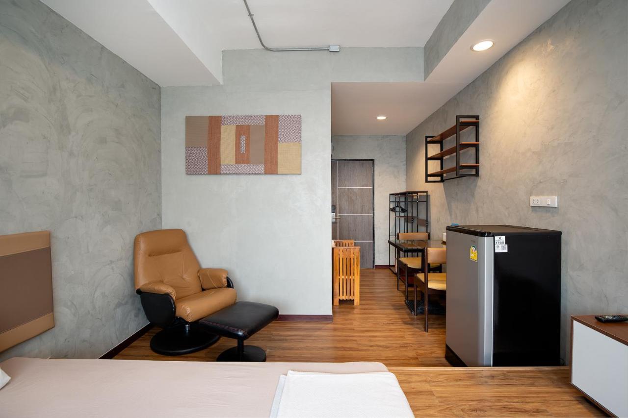 Buri Hostel Bangkok Zewnętrze zdjęcie