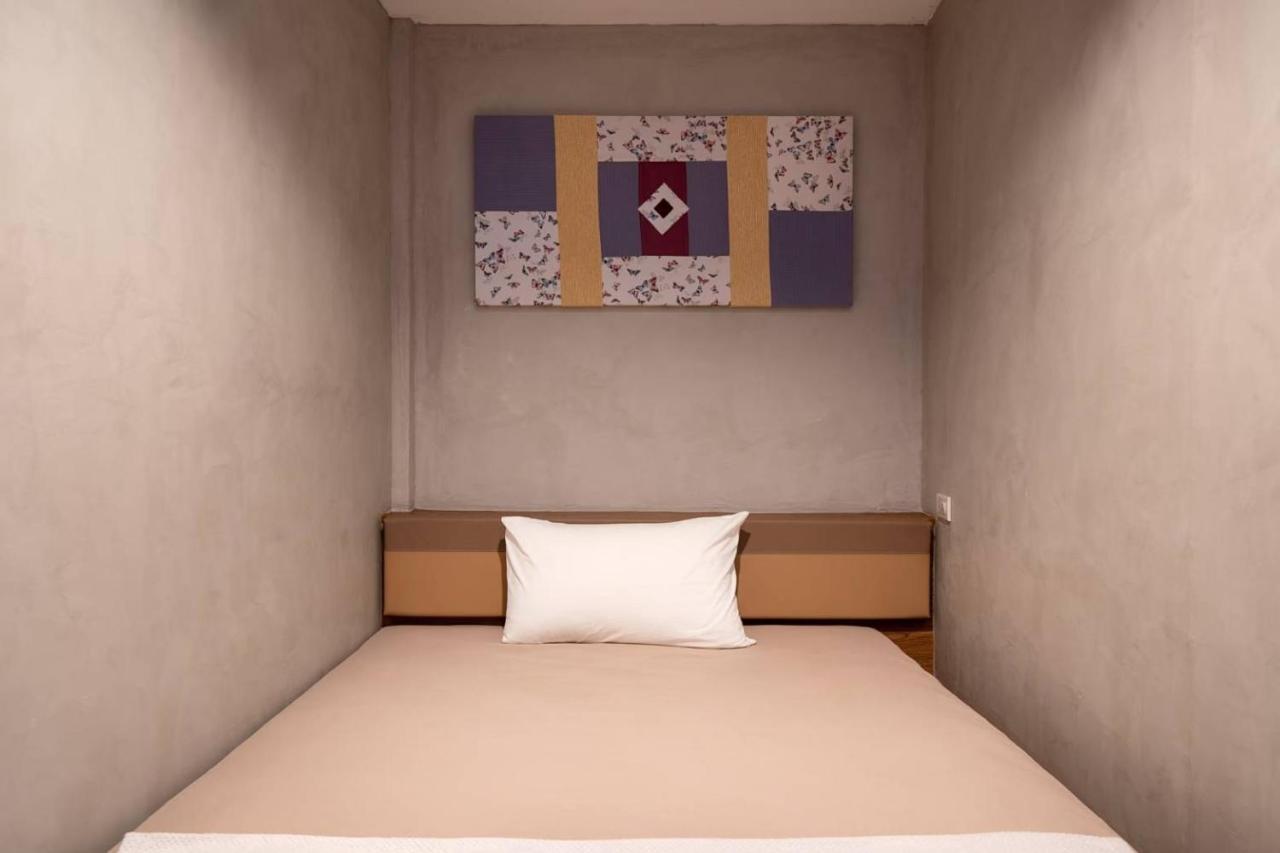Buri Hostel Bangkok Zewnętrze zdjęcie